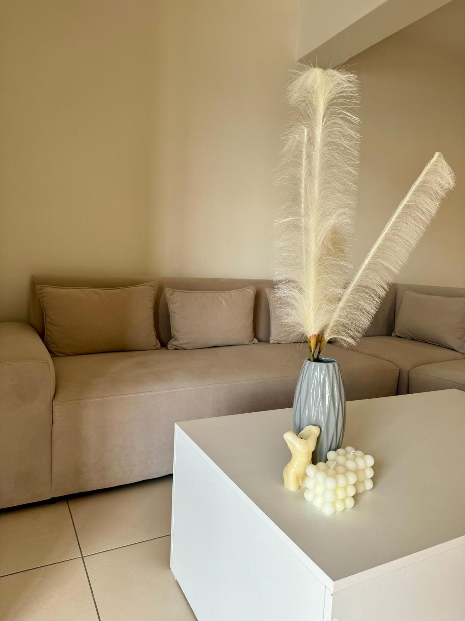 Belaire Luxury Apartment ساراندا المظهر الخارجي الصورة