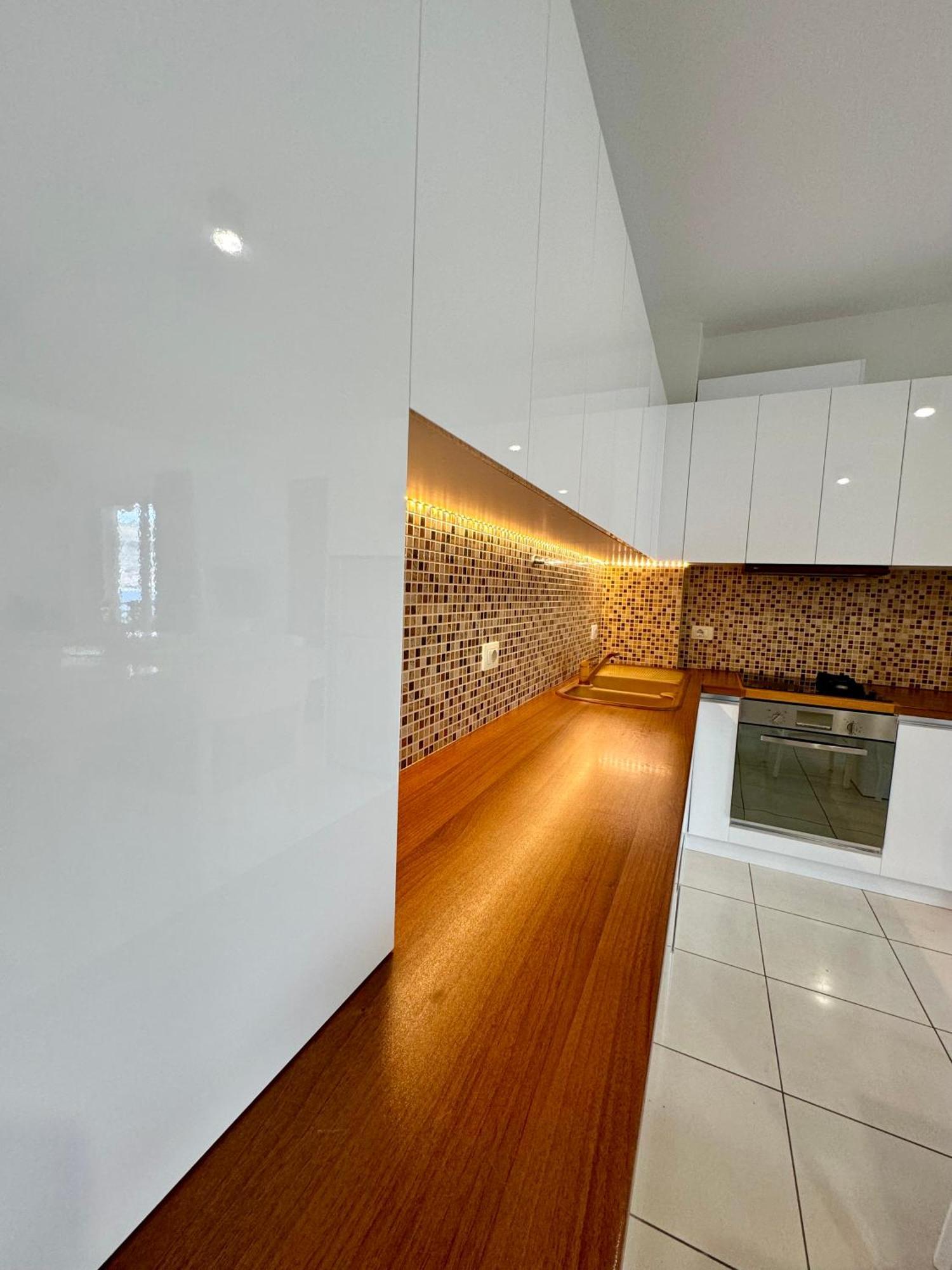 Belaire Luxury Apartment ساراندا المظهر الخارجي الصورة