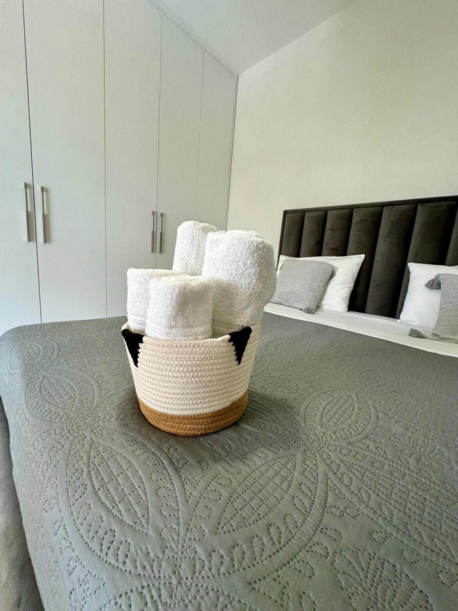 Belaire Luxury Apartment ساراندا المظهر الخارجي الصورة