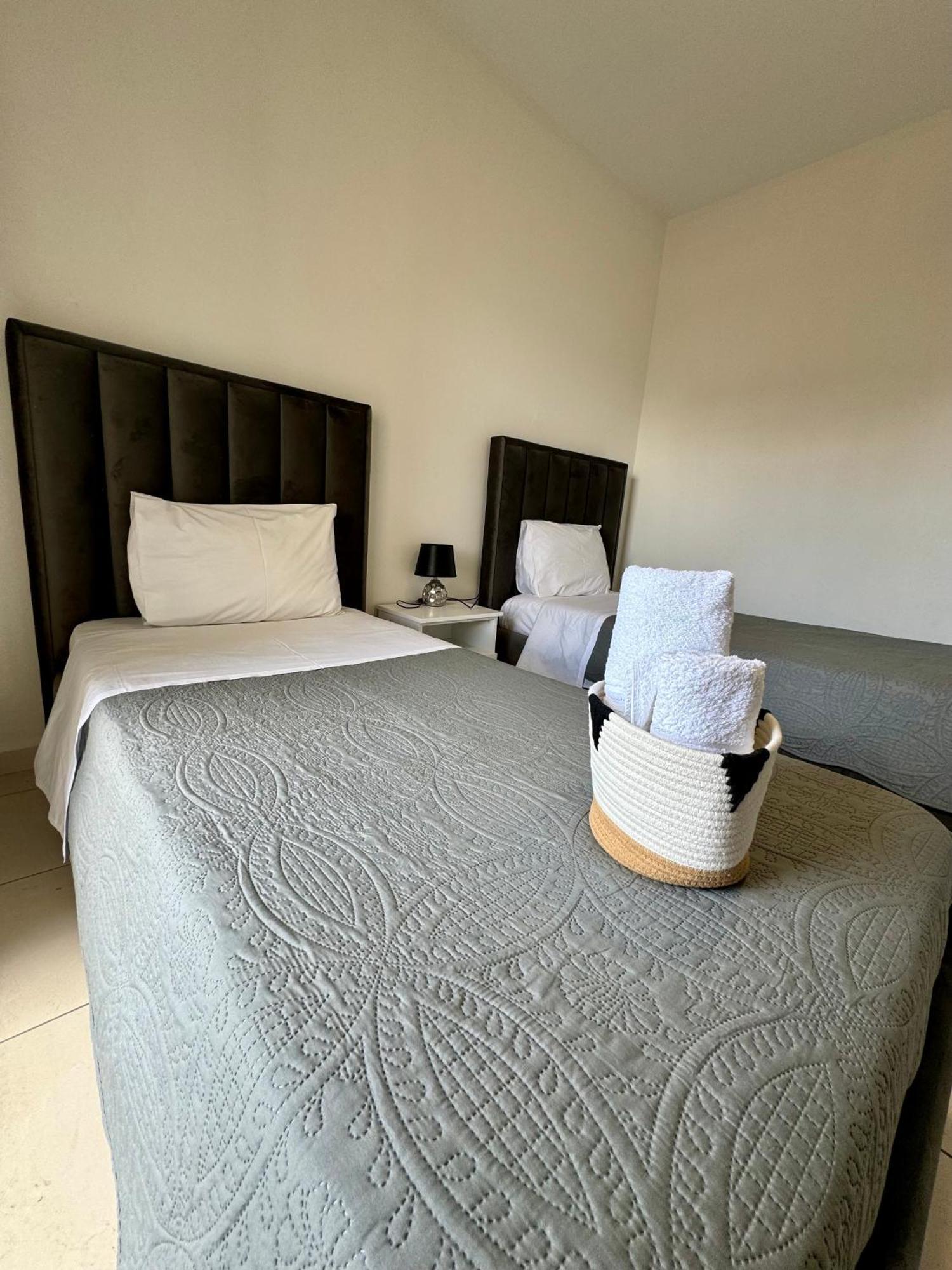 Belaire Luxury Apartment ساراندا المظهر الخارجي الصورة